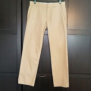 Gap khaki men's 32x32